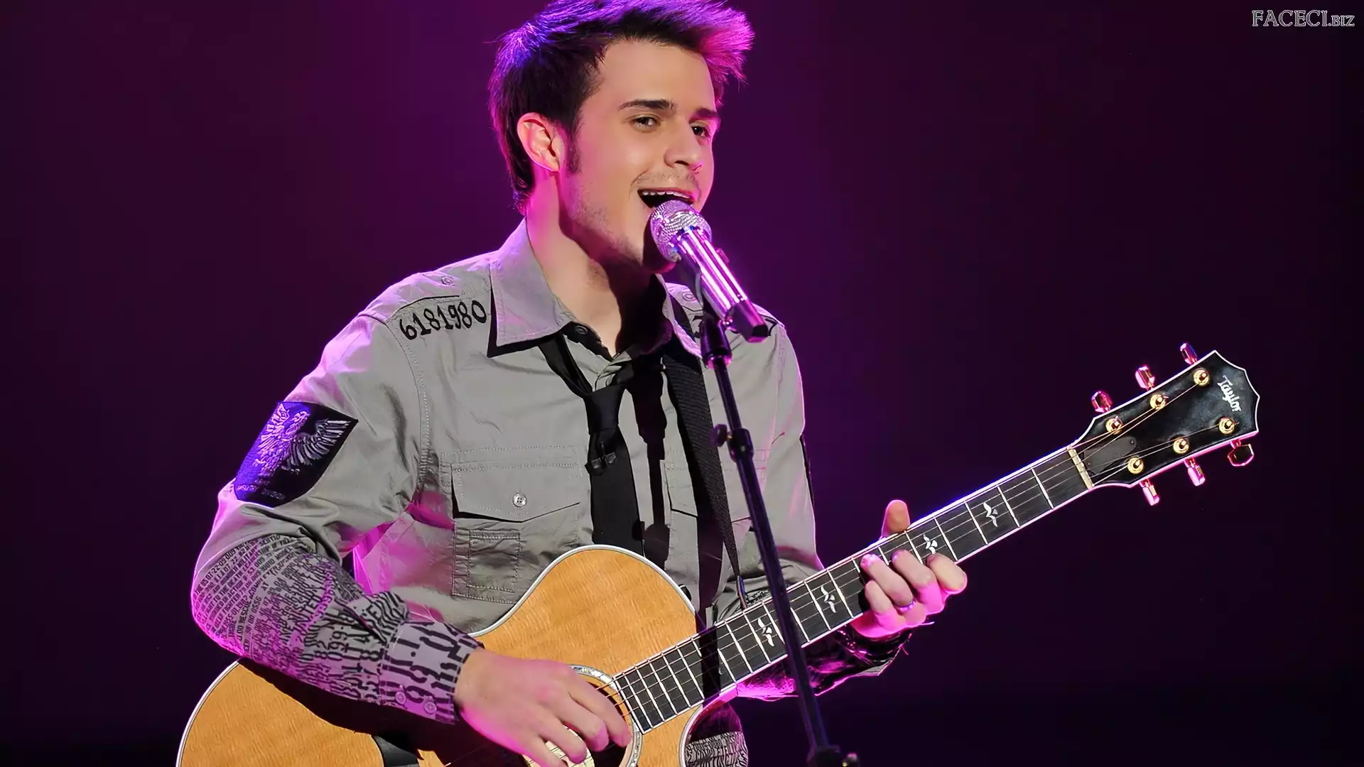 Muzyk, Kris Allen, Piosenkarz